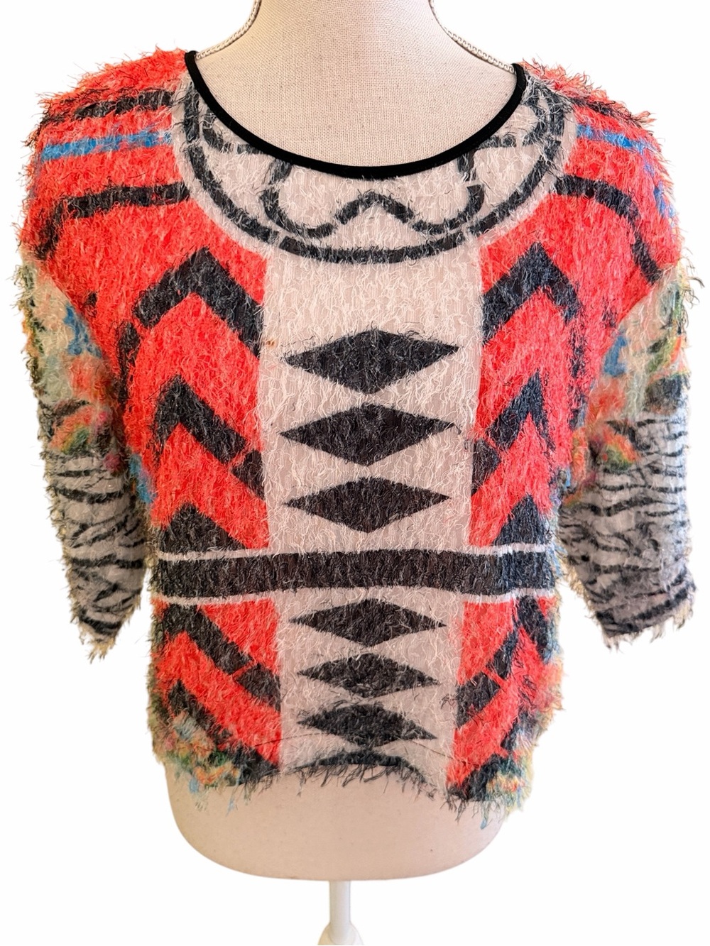 Clover Canyon Textured Tribal Pattern Short Sleeve Scoop Neck Top S/M